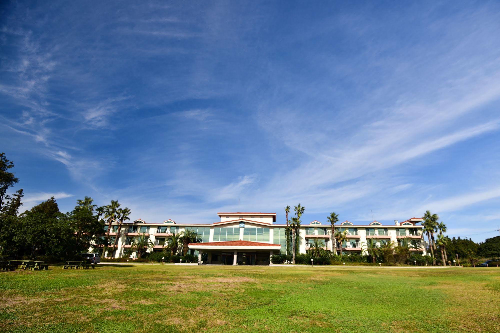 Lake Hills Jeju Resort Seogwipo Exteriör bild