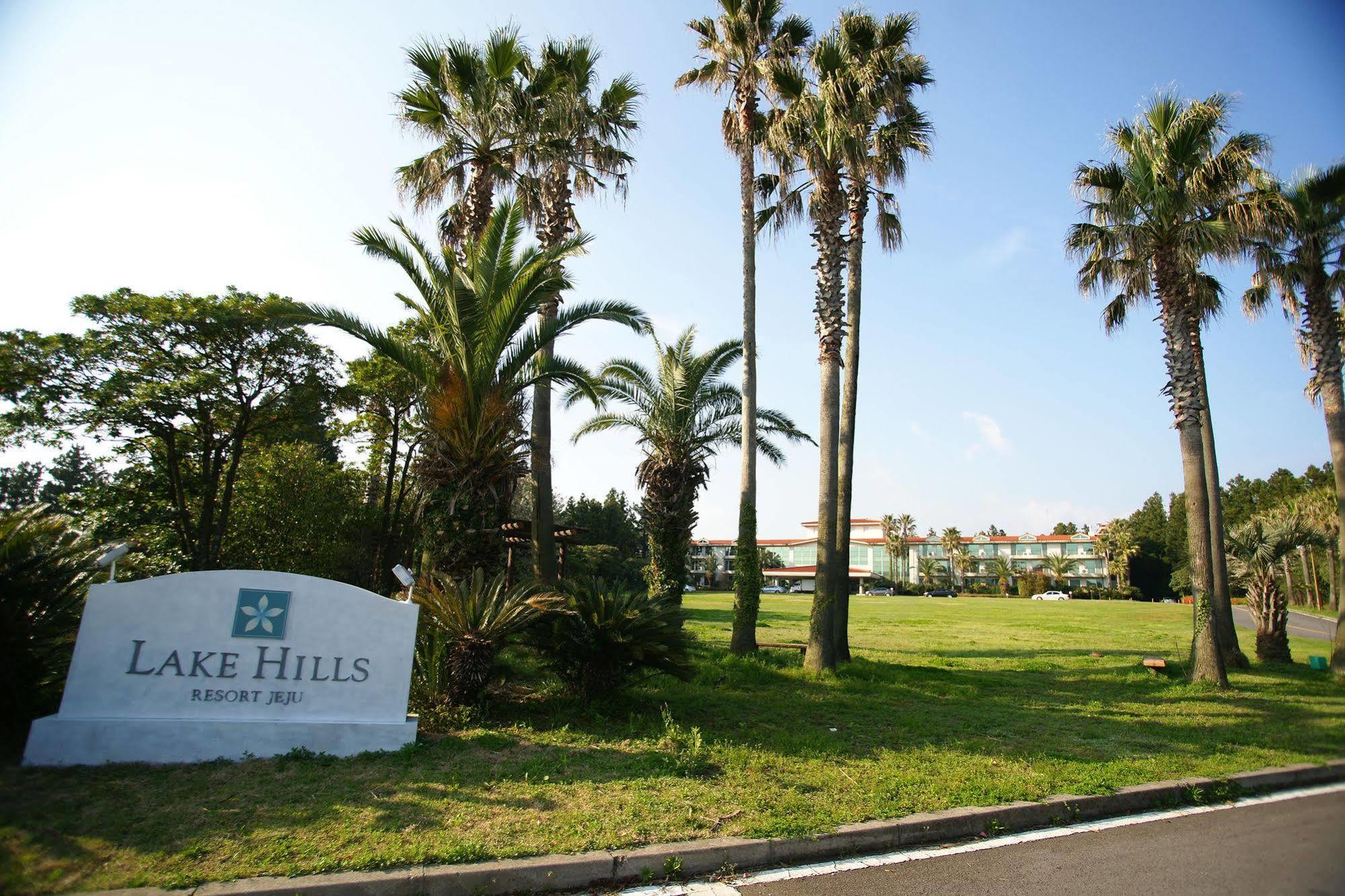 Lake Hills Jeju Resort Seogwipo Exteriör bild